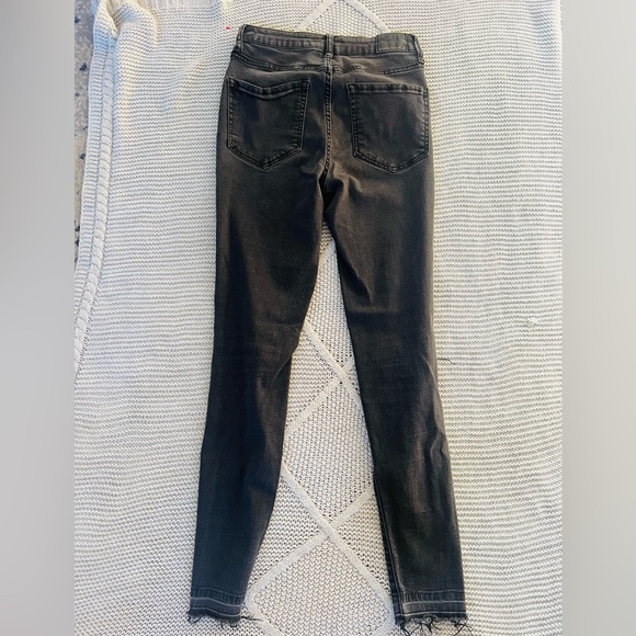 Aeropostale size 2 skinny black jeans - Picture 5 of 5